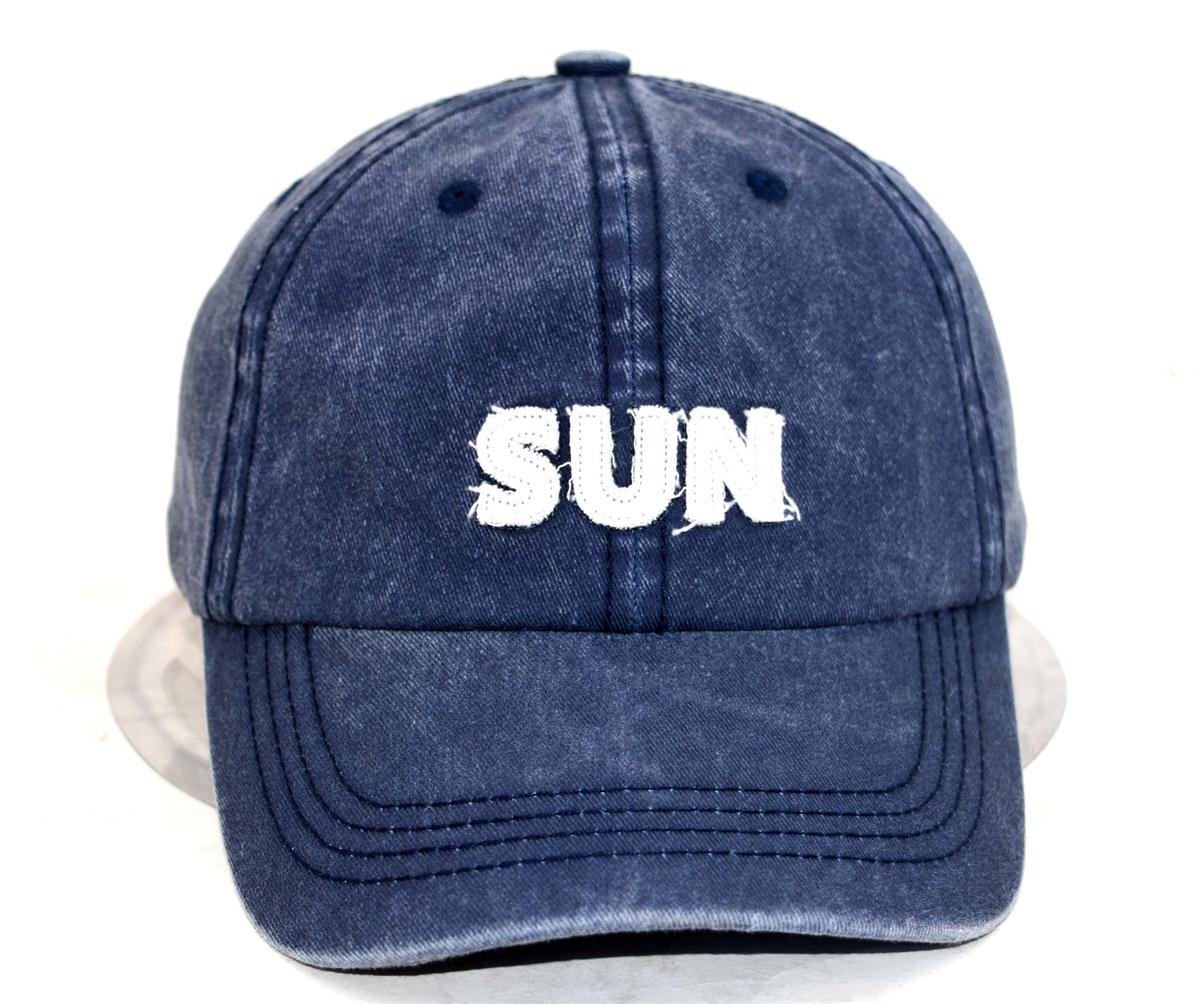 Washed cotton baseball cap with embroidery logo